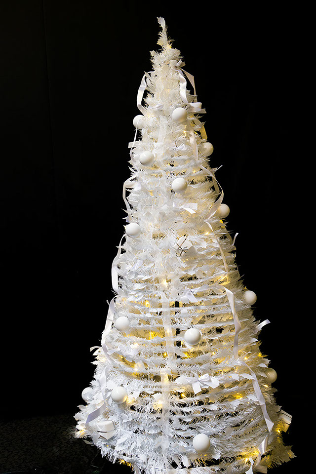Pop-up kerstboom met silver kleurige decoratie 180cm